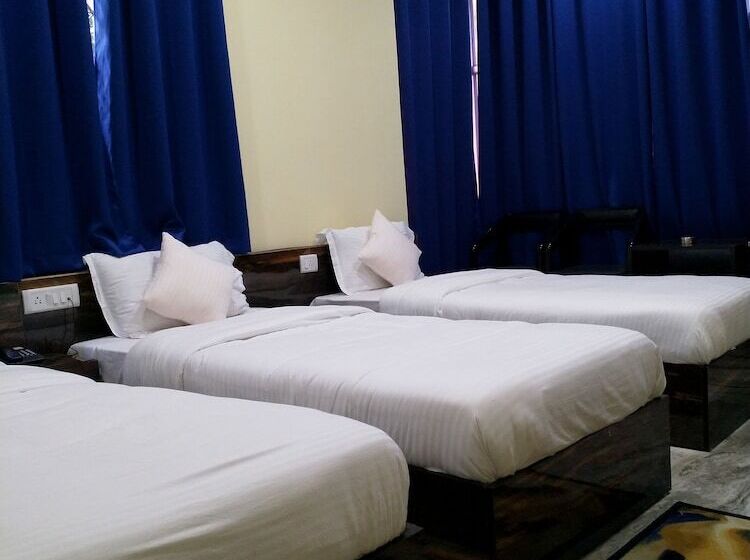 هتل Tropical Suites