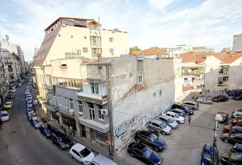 Metropole Apartments Old Town