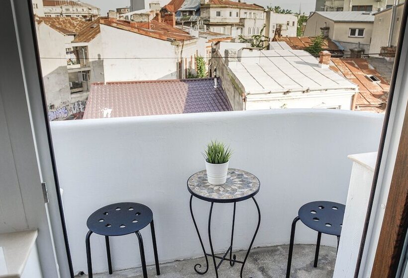 Metropole Apartments Old Town