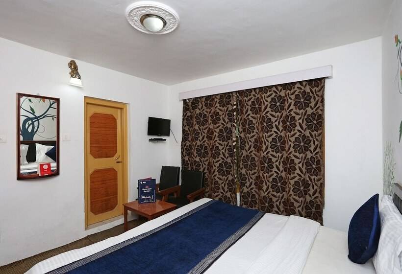 Oyo 9083 Hotel New Tourist Palace