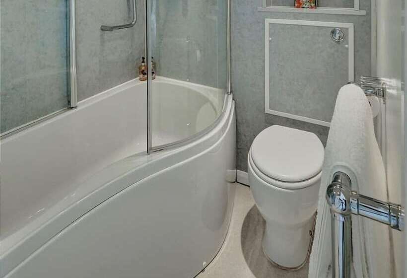 膳宿费 Bosavern House