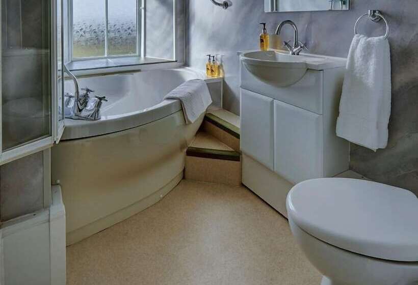 膳宿费 Bosavern House