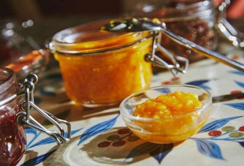 ペンション Bosavern House