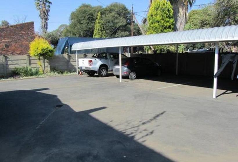 Пансион Mall Guesthouse