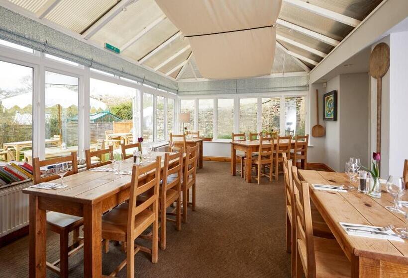 The Crown Inn, Church Enstone