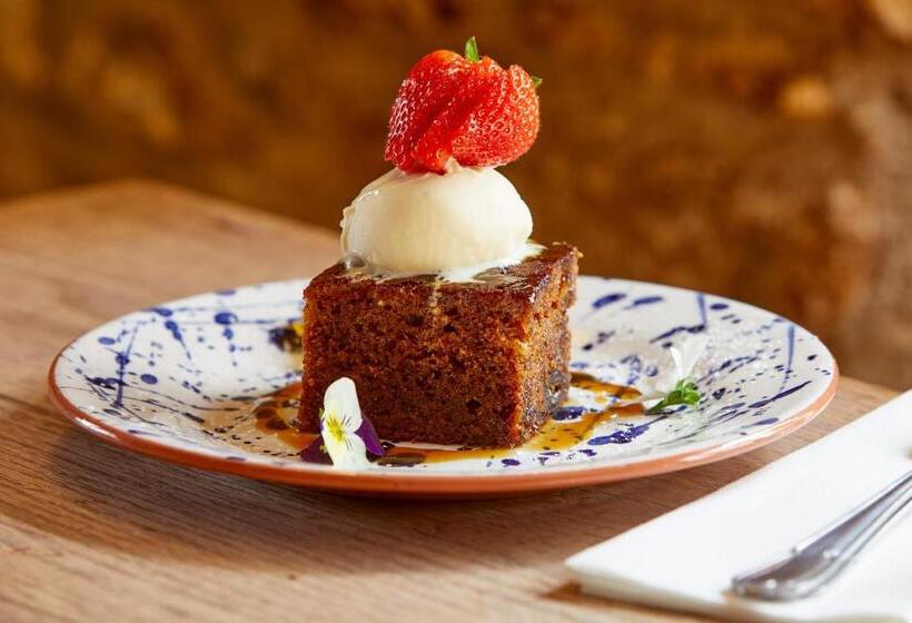 The Crown Inn, Church Enstone