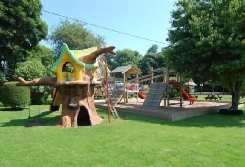 The Sorrel Horse Inn