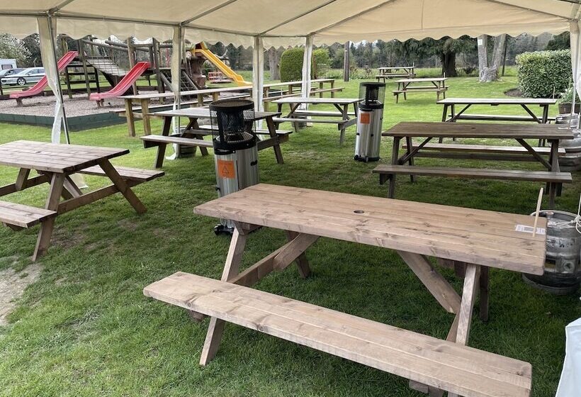 The Sorrel Horse Inn