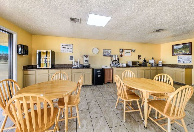 Отель Americas Best Value Inn Bonham