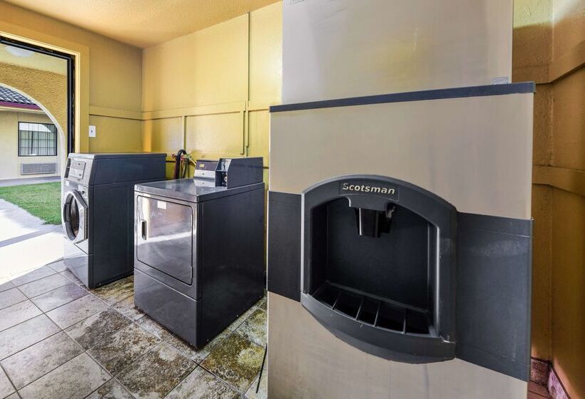 Отель Americas Best Value Inn Bonham