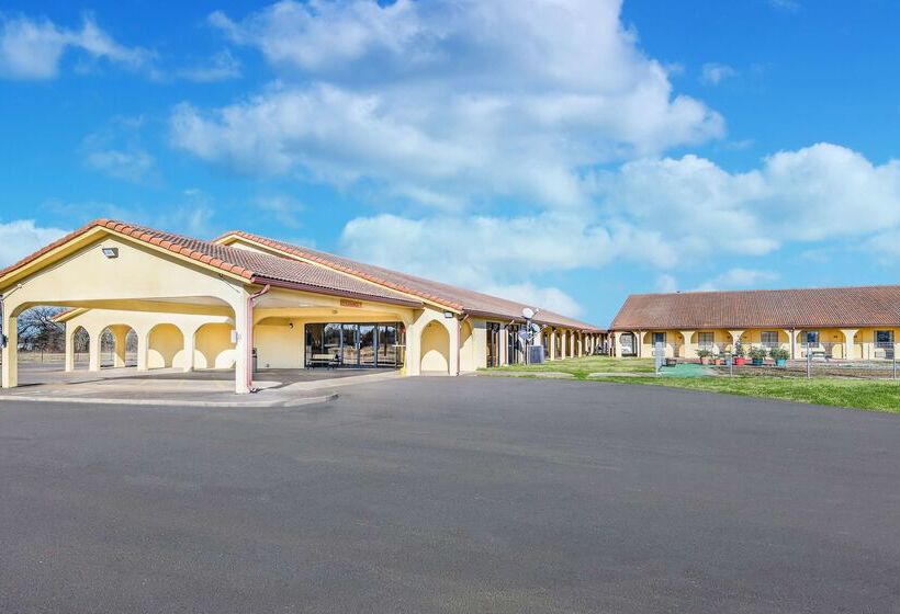 Отель Americas Best Value Inn Bonham