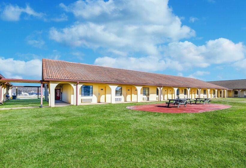 Отель Americas Best Value Inn Bonham