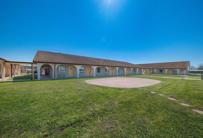 Отель Americas Best Value Inn Bonham