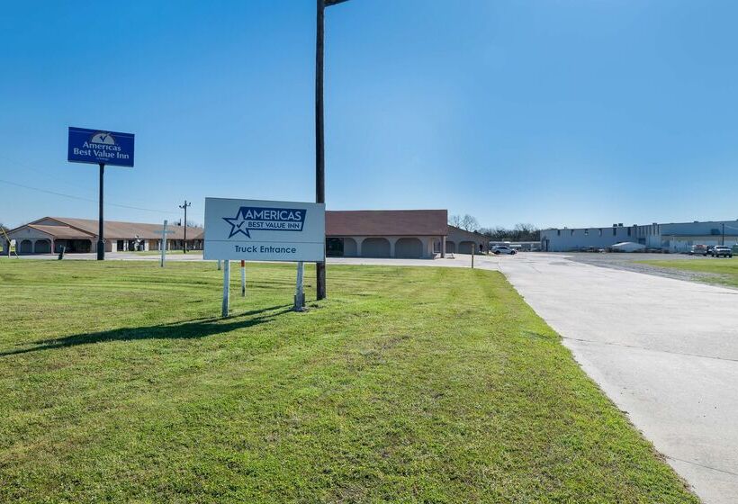 Отель Americas Best Value Inn Bonham