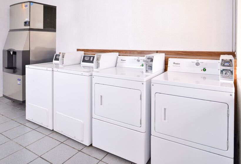 فندق Americas Best Value Inn Clute