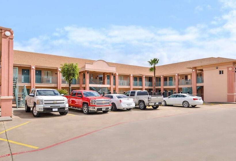 فندق Americas Best Value Inn Clute