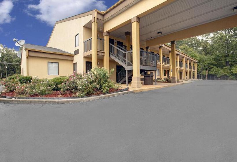 فندق Americas Best Value Inn Montezuma