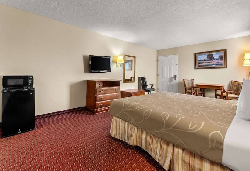 فندق Americas Best Value Inn Montezuma