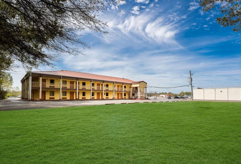 فندق Americas Best Value Inn Montezuma