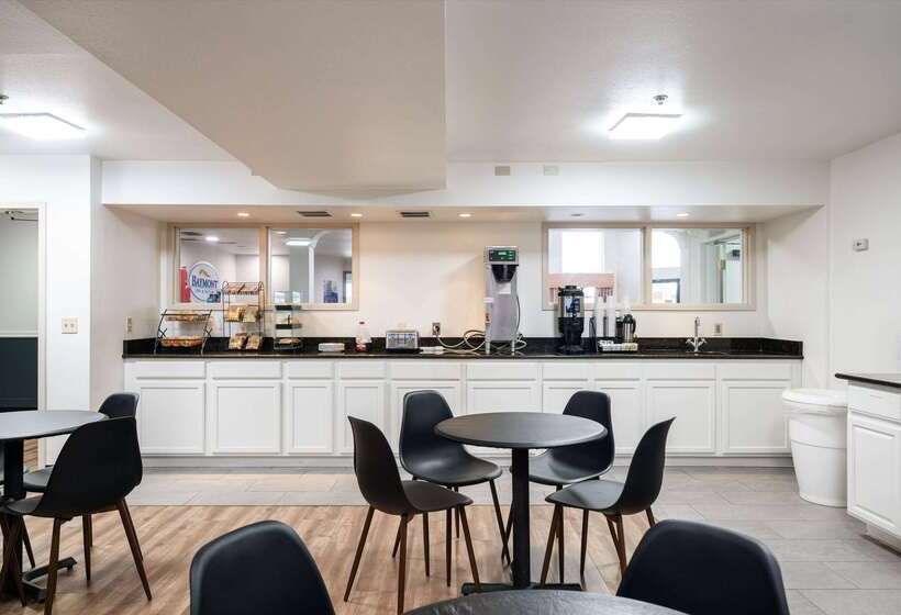 فندق Baymont Inn & Suites By Wyndham