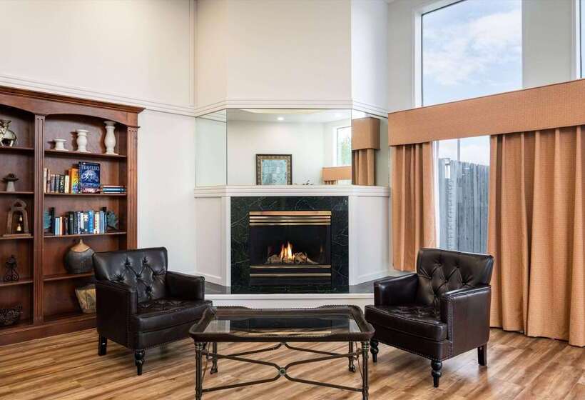 فندق Baymont Inn & Suites By Wyndham