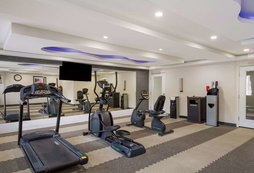 فندق Best Western Milford Inn