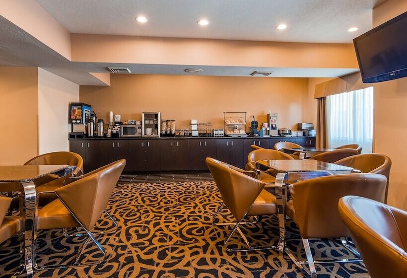 Отель Best Western Plus Wendover Inn