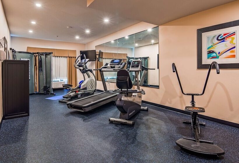 Отель Best Western Plus Wendover Inn