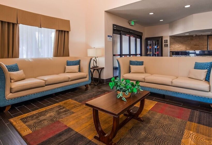 Отель Best Western Plus Wendover Inn