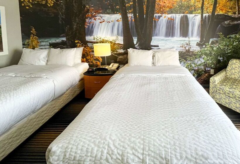 فندق Clarion Pointe Near Erie Casino