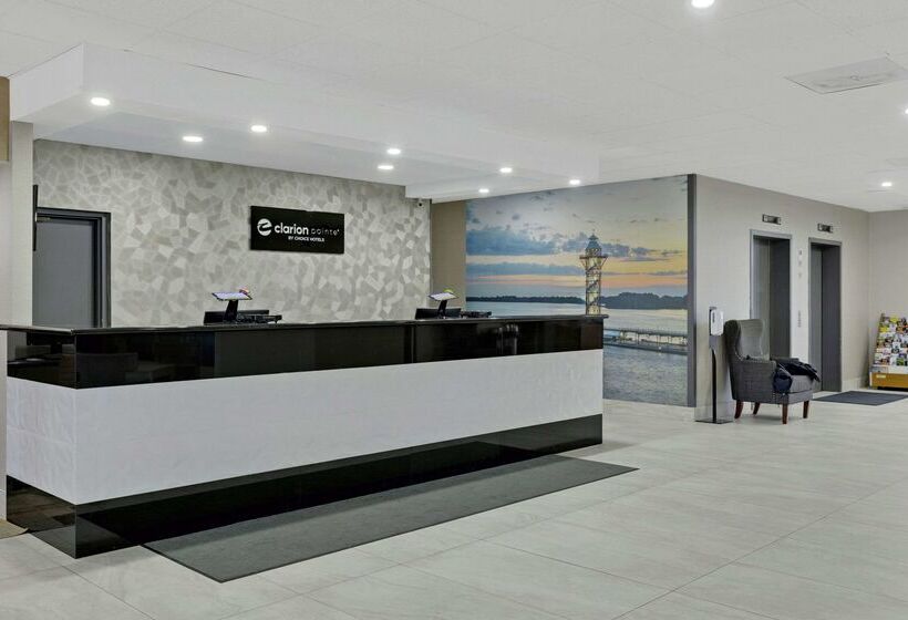 فندق Clarion Pointe Near Erie Casino