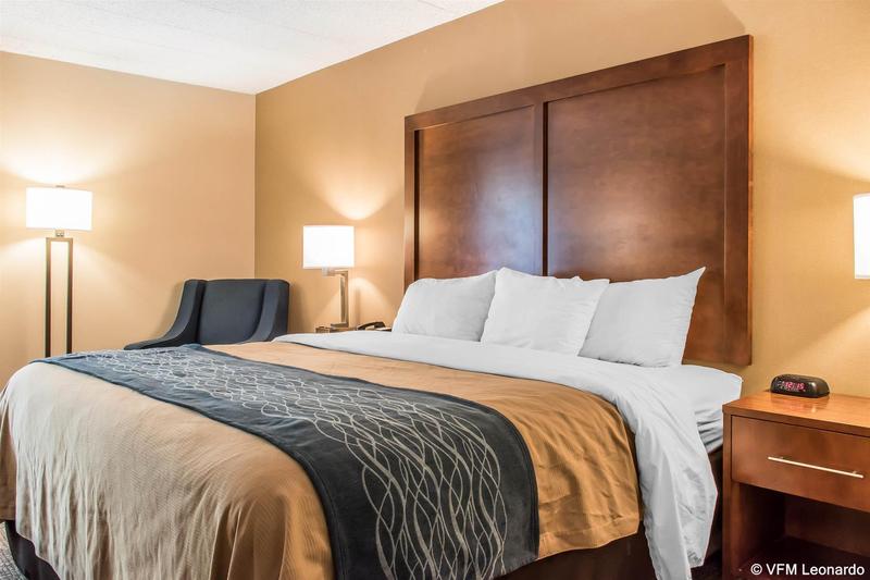 هتل Spark By Hilton Clarks Summit