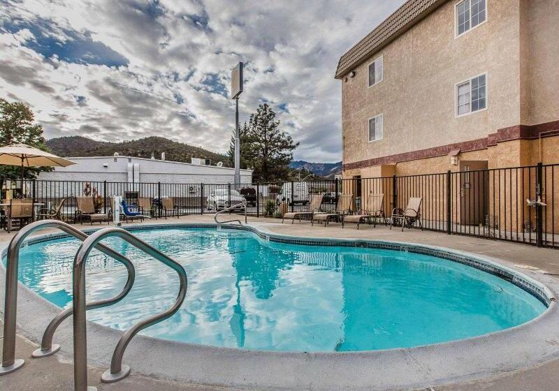 Отель Comfort Inn Yreka I 5