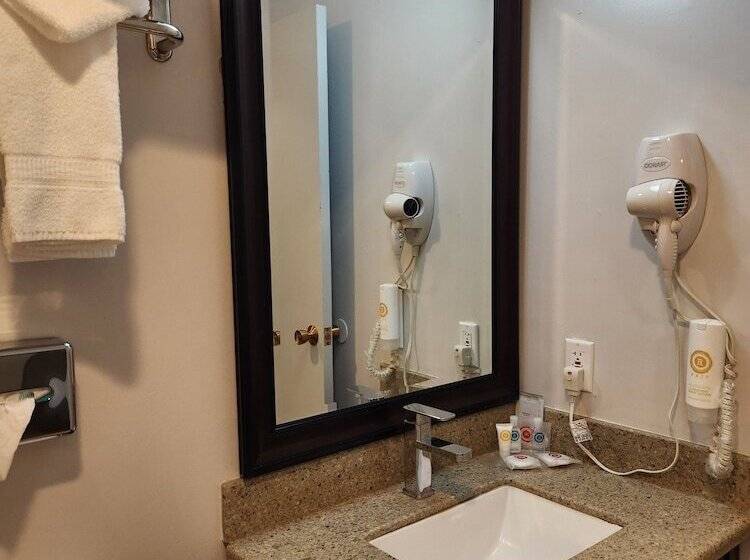 Отель Comfort Inn Yreka I 5