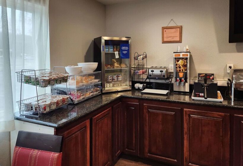 Отель Comfort Inn Yreka I 5