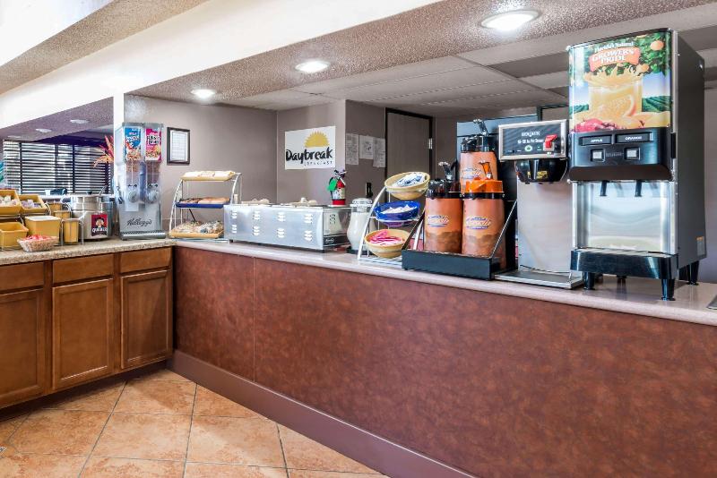 בית מלון כפרי Days Inn By Wyndham Amarillo  Medical Center