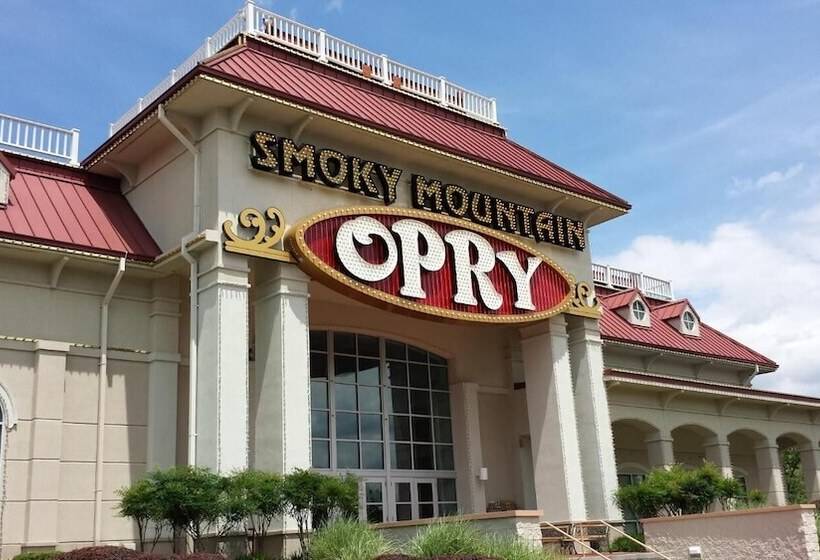 هتل Days Inn By Wyndham Apple Valley Pigeon Forge/sevierville