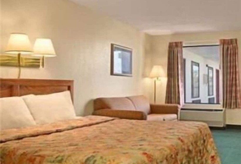 هتل Days Inn By Wyndham Apple Valley Pigeon Forge/sevierville