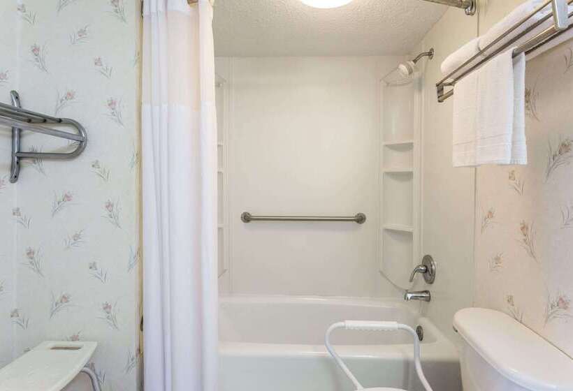 בית מלון כפרי Days Inn By Wyndham Ashland