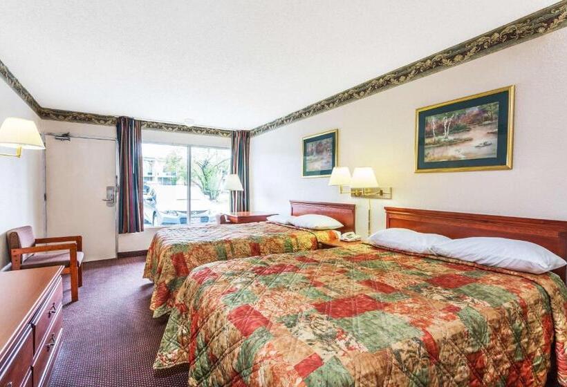 בית מלון כפרי Days Inn By Wyndham Ashland