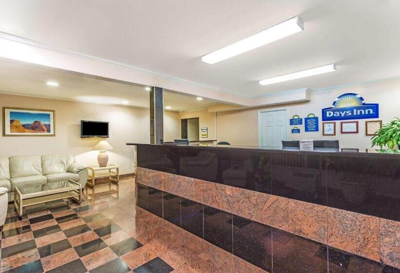 בית מלון כפרי Days Inn By Wyndham Ashland