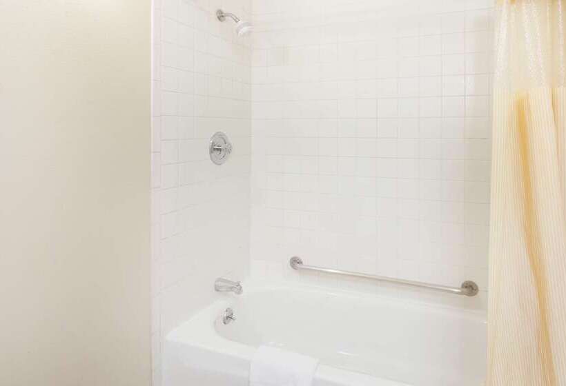 فندق Days Inn By Wyndham Barstow