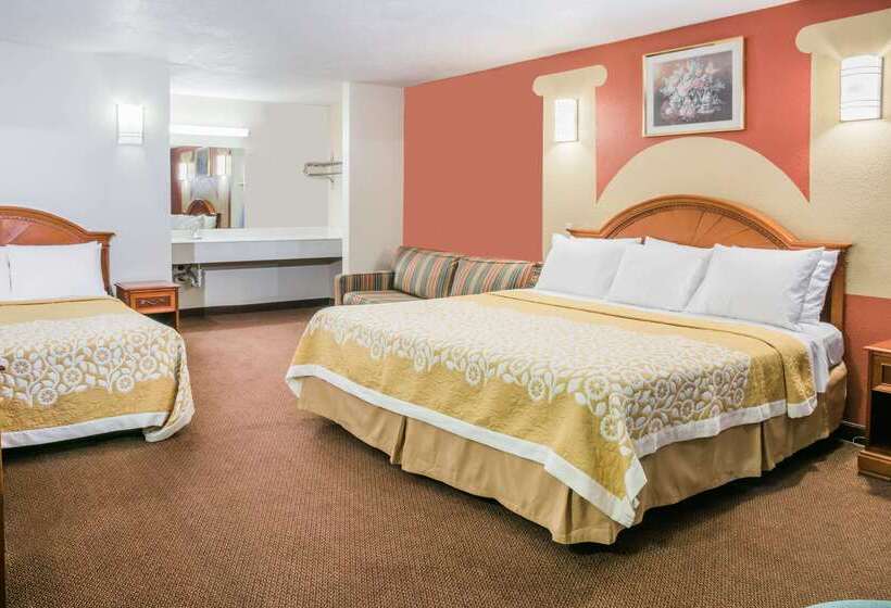 فندق Days Inn By Wyndham Bastrop