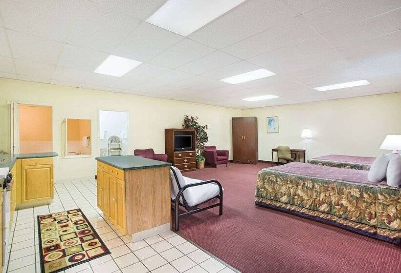 فندق Days Inn By Wyndham Bristol Parkway