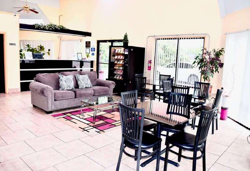 فندق Days Inn By Wyndham Burleson Ft. Worth