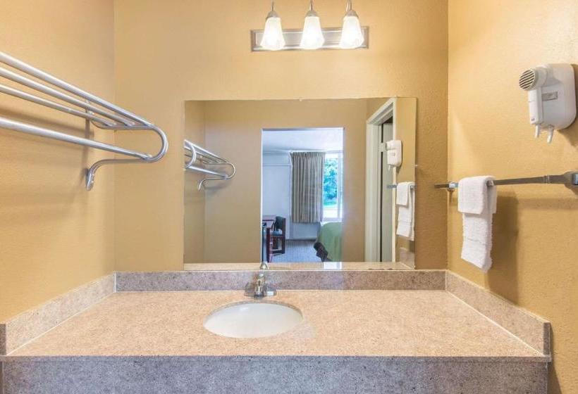 فندق Days Inn By Wyndham Clanton Al