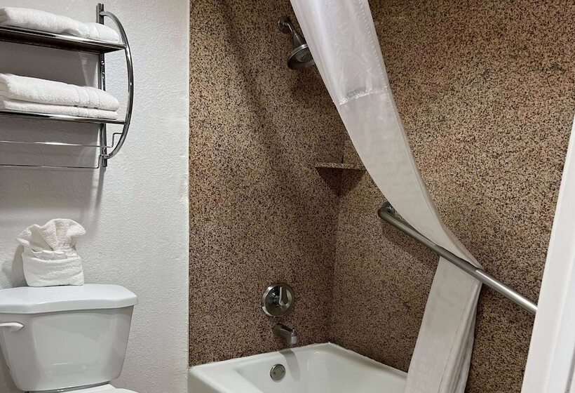 Отель Days Inn By Wyndham Dalhart