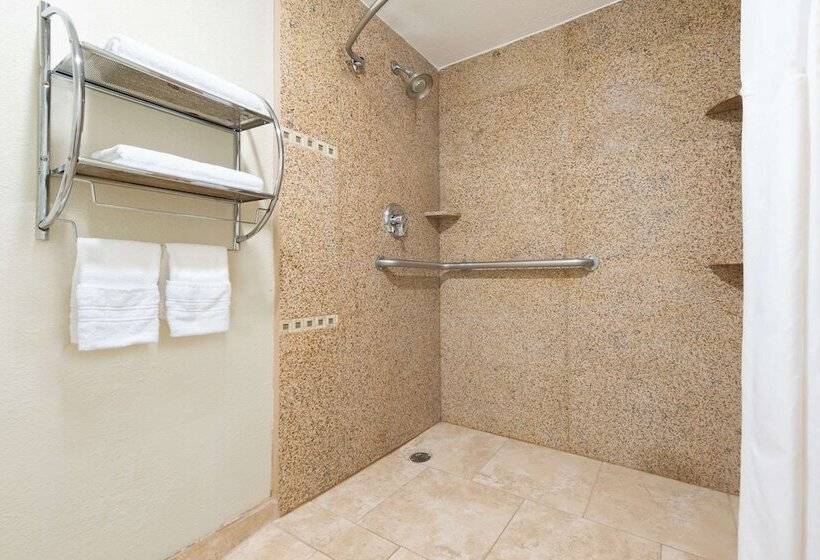 Отель Days Inn By Wyndham Dalhart