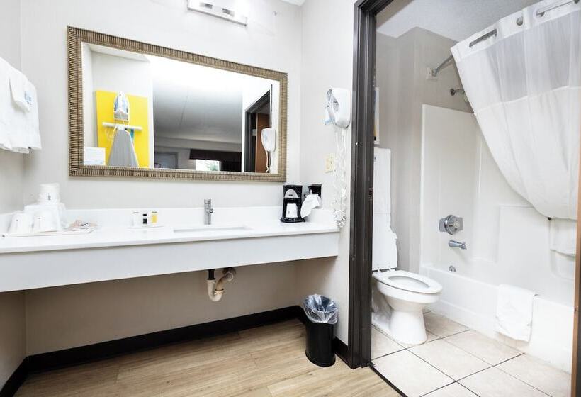 فندق Days Inn By Wyndham Dayton Huber Heights Northeast