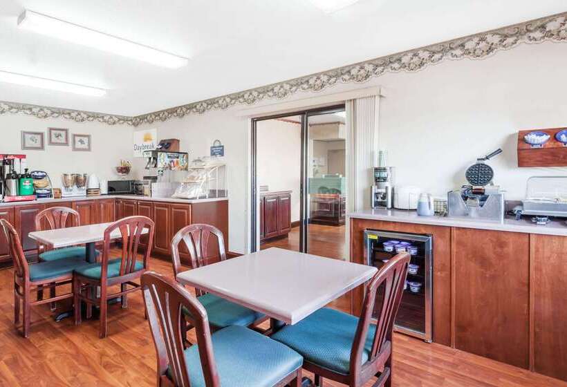 فندق Days Inn By Wyndham Dyersburg